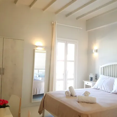 Lefteris فندق 2*