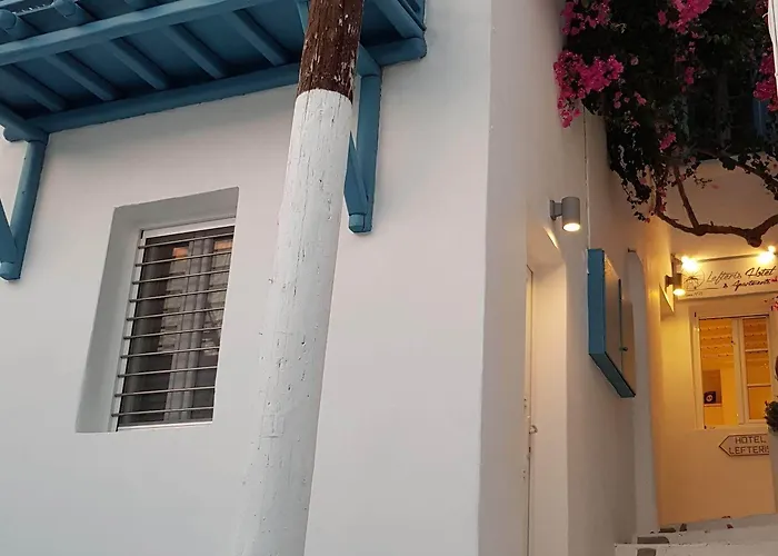 Ξενοδοχείο Lefteris 2*