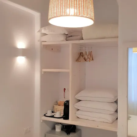 מלון Lefteris 2*